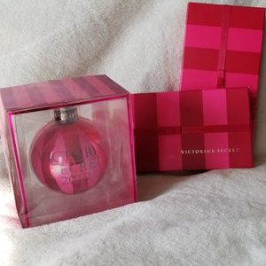 ornament and flat boxes